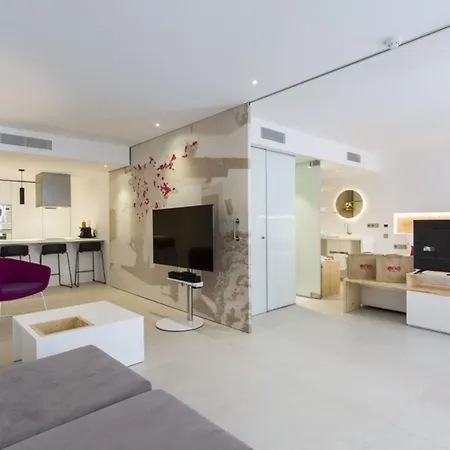 One Hotel 5*